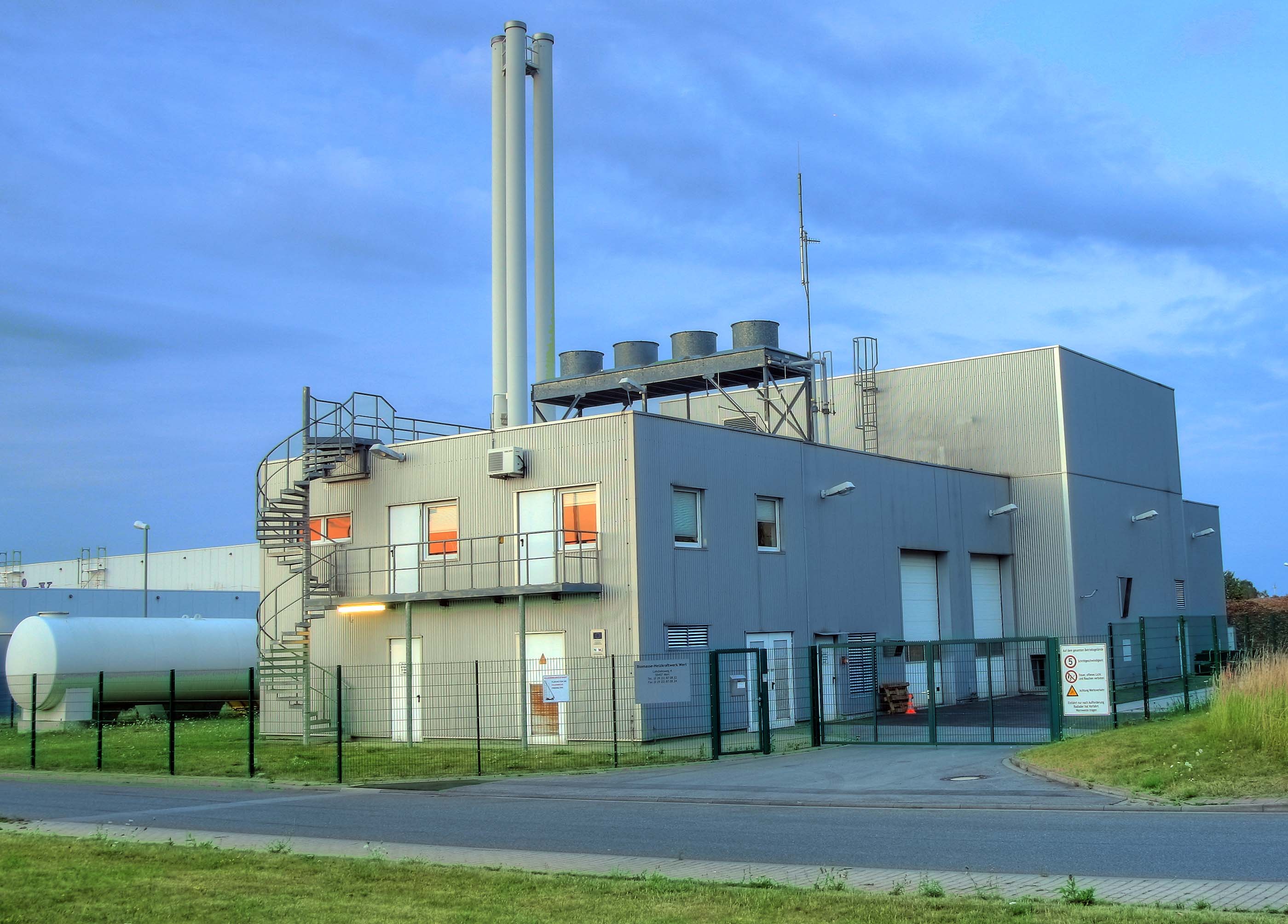 biomass-heating-power-plant-910240